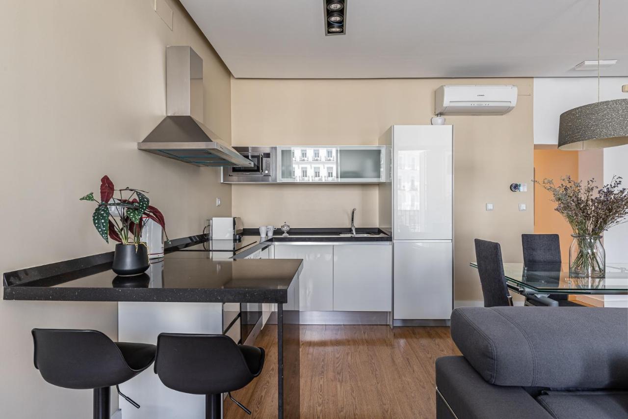Waou Apartamentos En Sol Deluxe 2 Мадрид Екстериор снимка